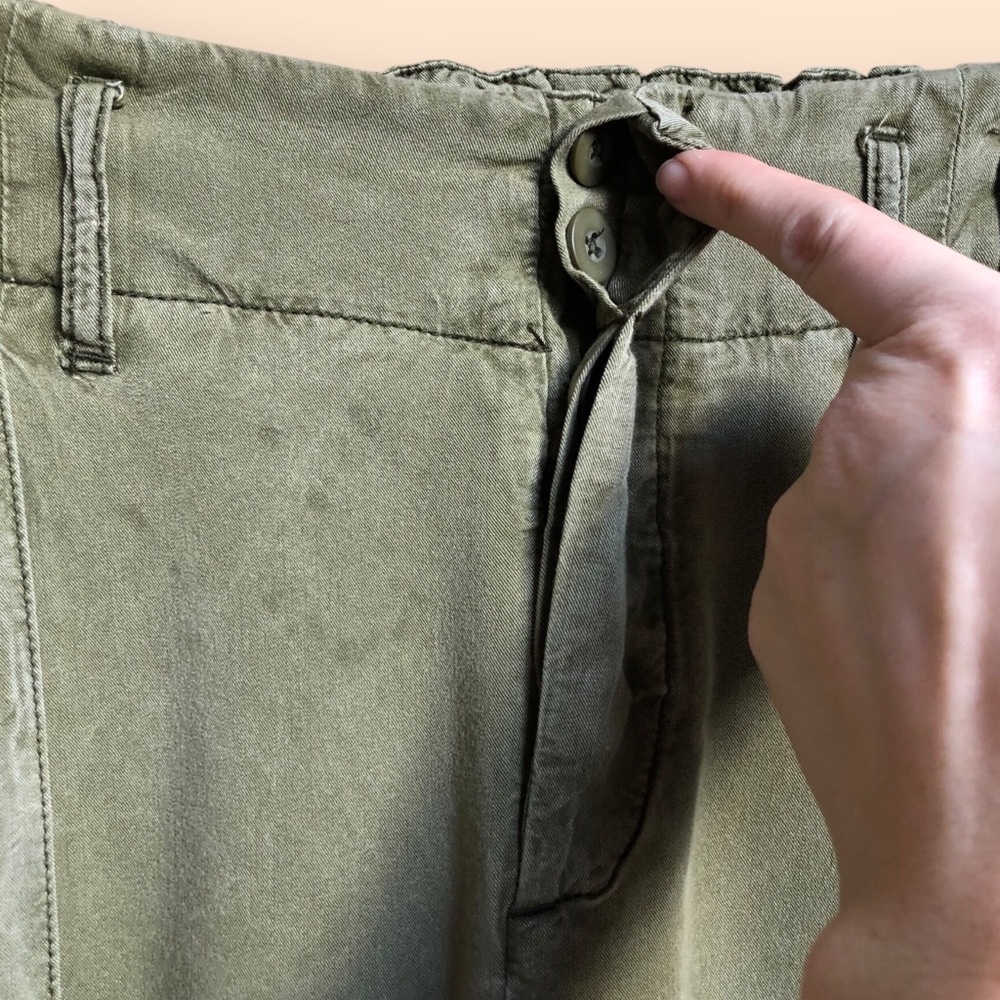Free People Summers Over Cargo Pants Army Green Crop Jogger Women’s Size 6 - Picture 10 of 16